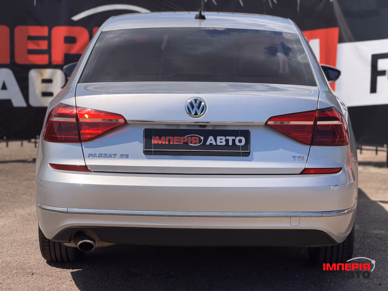 Volkswagen Passat - фото 5