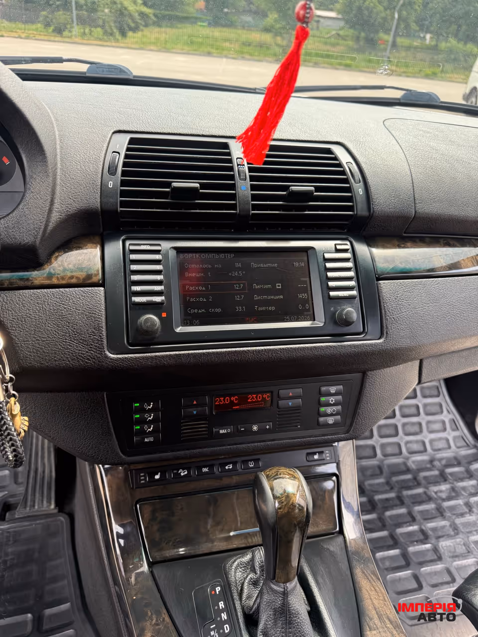 BMW X5 - фото 21