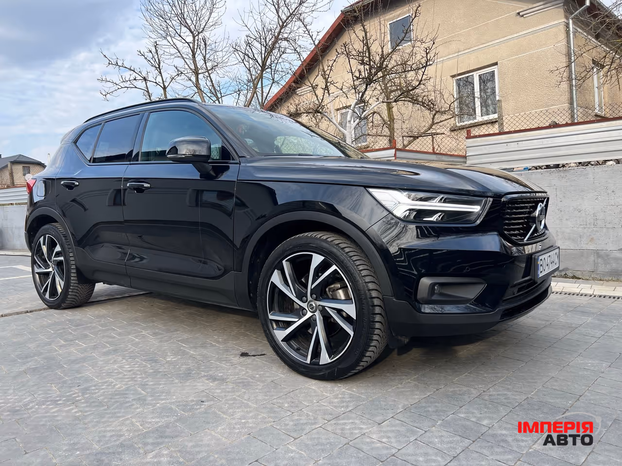 Volvo XC40 - фото 30