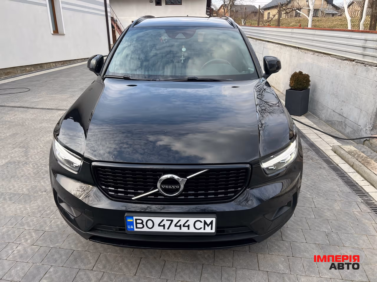 Volvo XC40 - фото 32