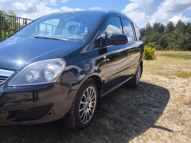 Opel Zafira - зображення 1