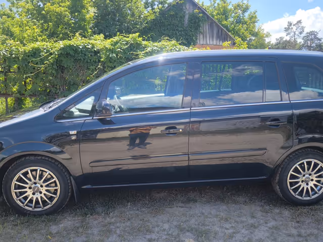 Opel Zafira - зображення 3