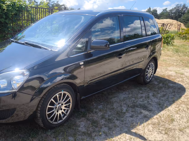 Opel Zafira - зображення 2