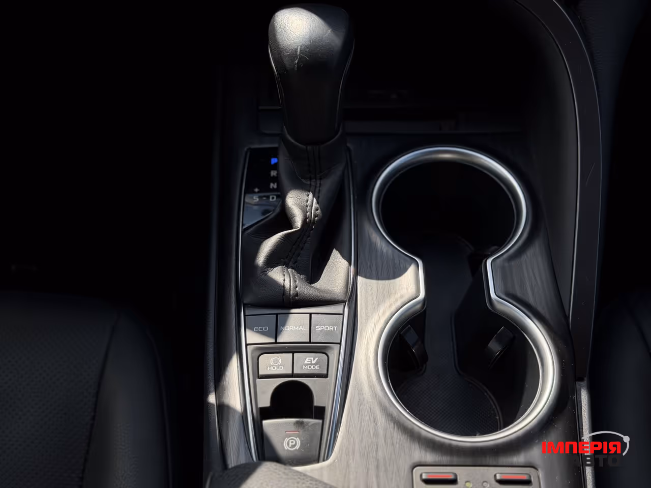 Toyota Camry - фото 9