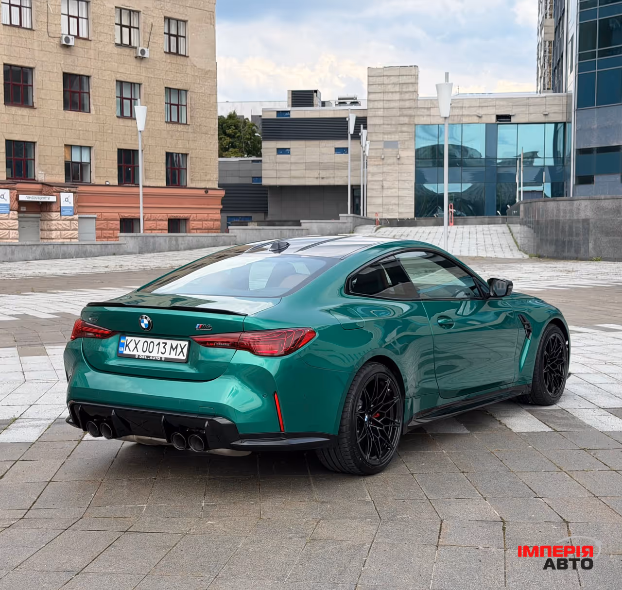 BMW M4 - фото 8