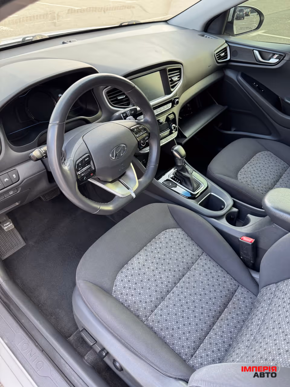 Hyundai IONIQ - фото 3