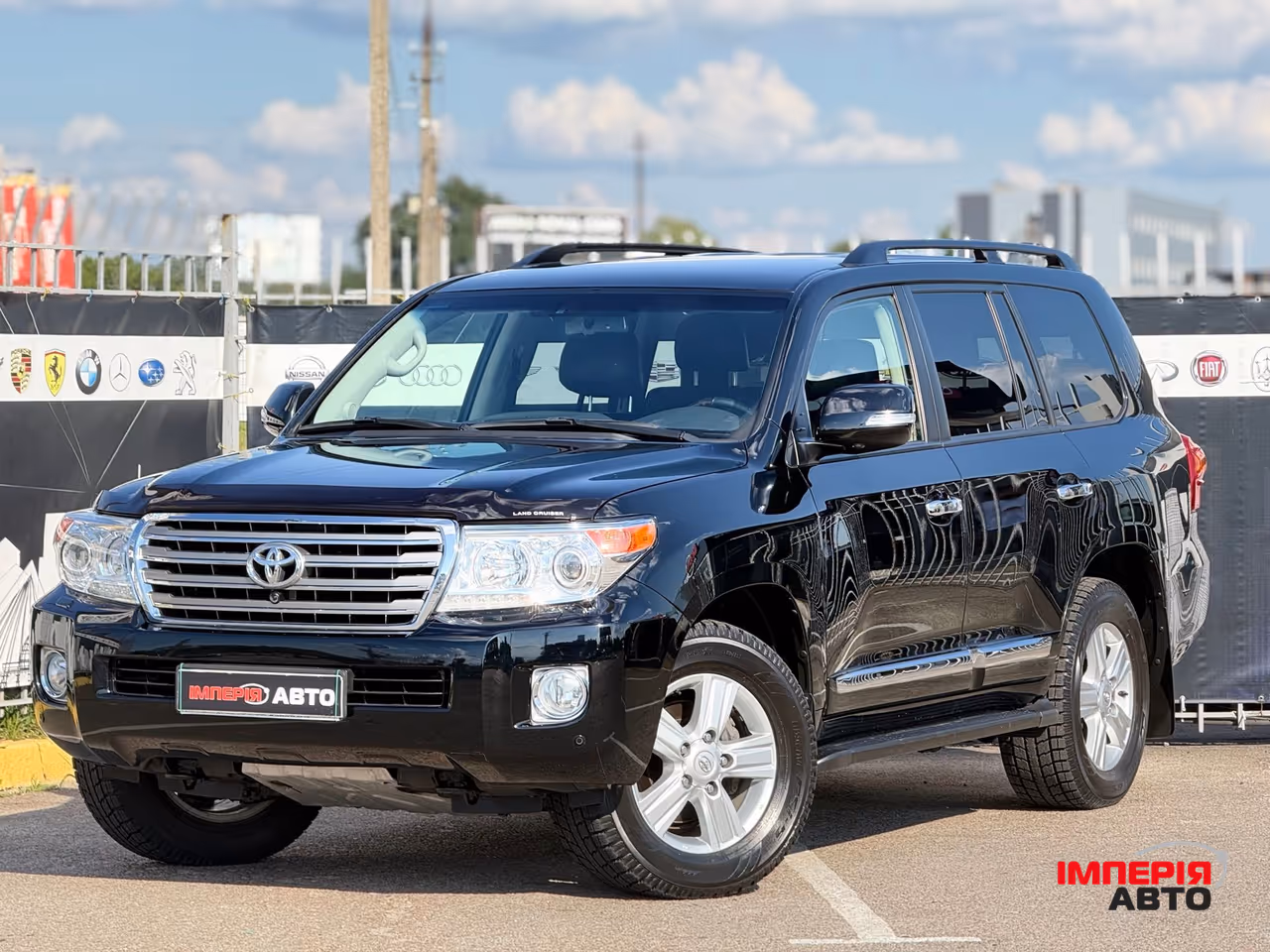 Toyota Land Cruiser - фото 1