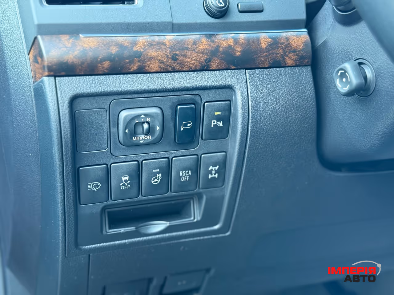 Toyota Land Cruiser - фото 24