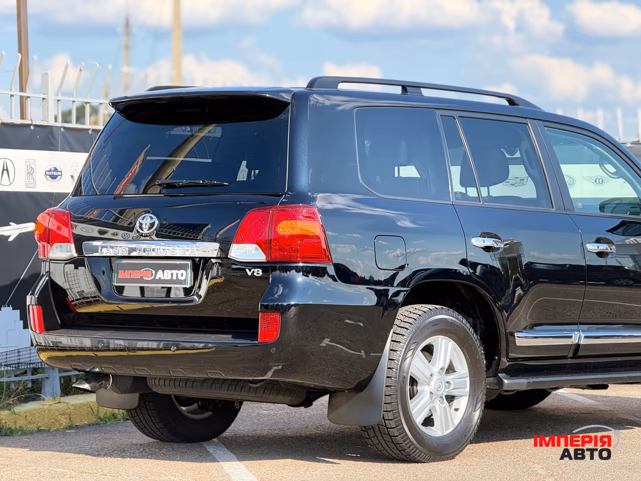 Toyota Land Cruiser - фото 9