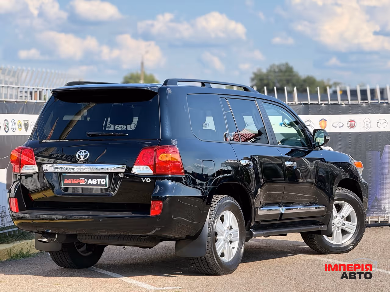 Toyota Land Cruiser - фото 8