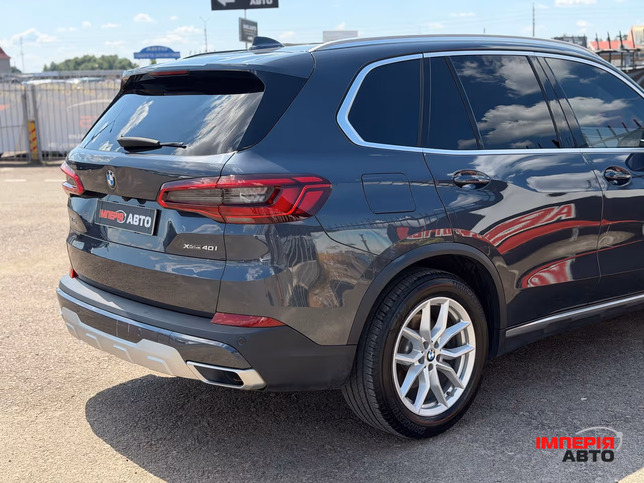 BMW X5 - фото 8