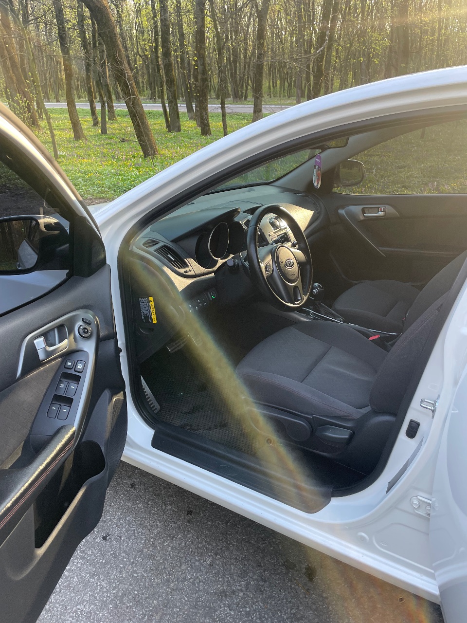 Kia Cerato - фото 8