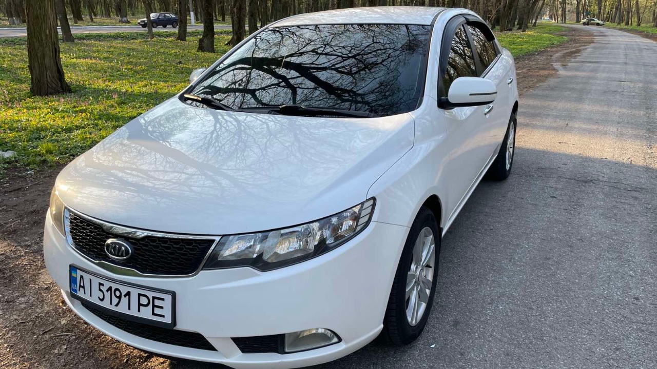 Kia Cerato - фото 2