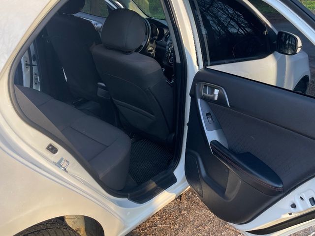 Kia Cerato - фото 3