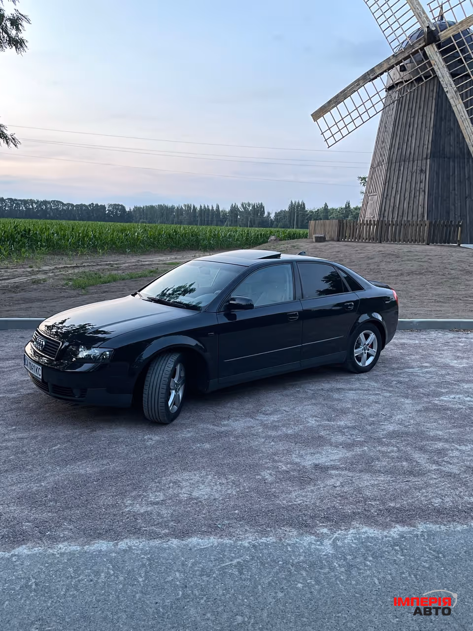 Audi A4 - фото 2