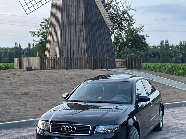 Audi A4 - зображення 1
