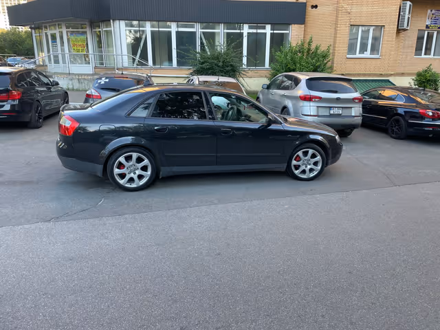Audi A4 - зображення 5