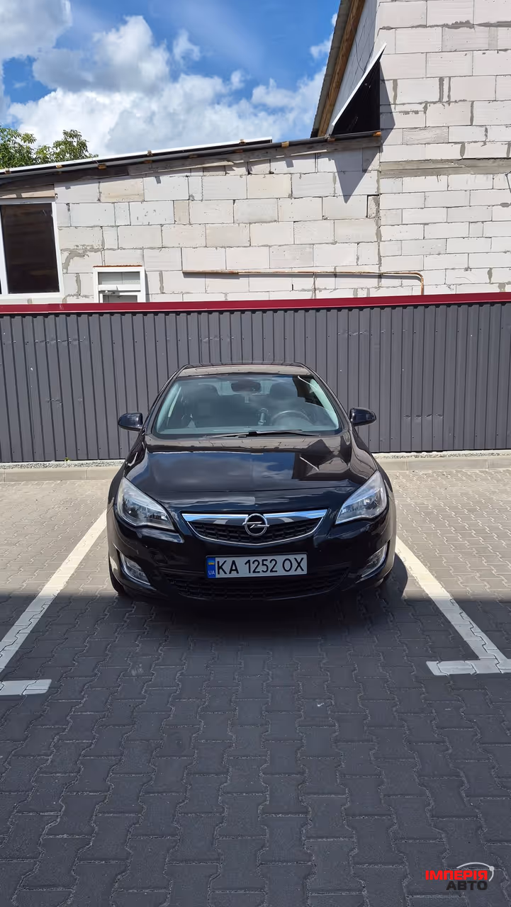 Opel Astra - фото 3
