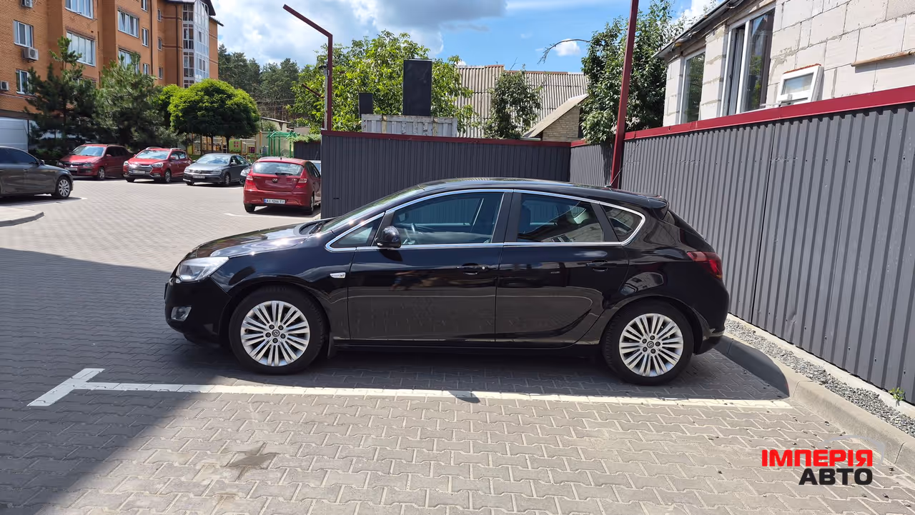 Opel Astra - фото 4