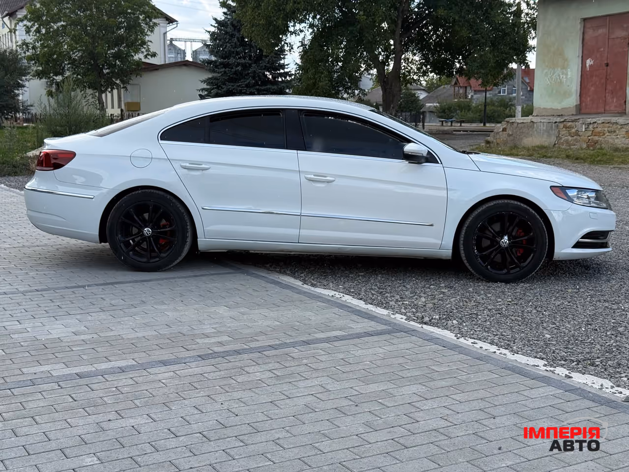Volkswagen Passat CC - фото 8