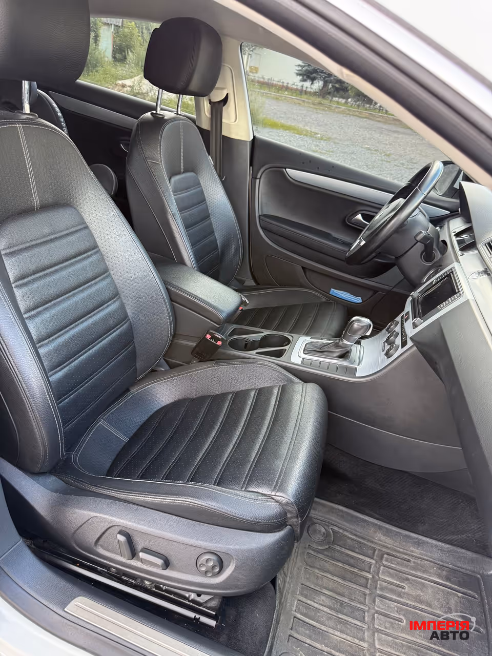 Volkswagen Passat CC - фото 17