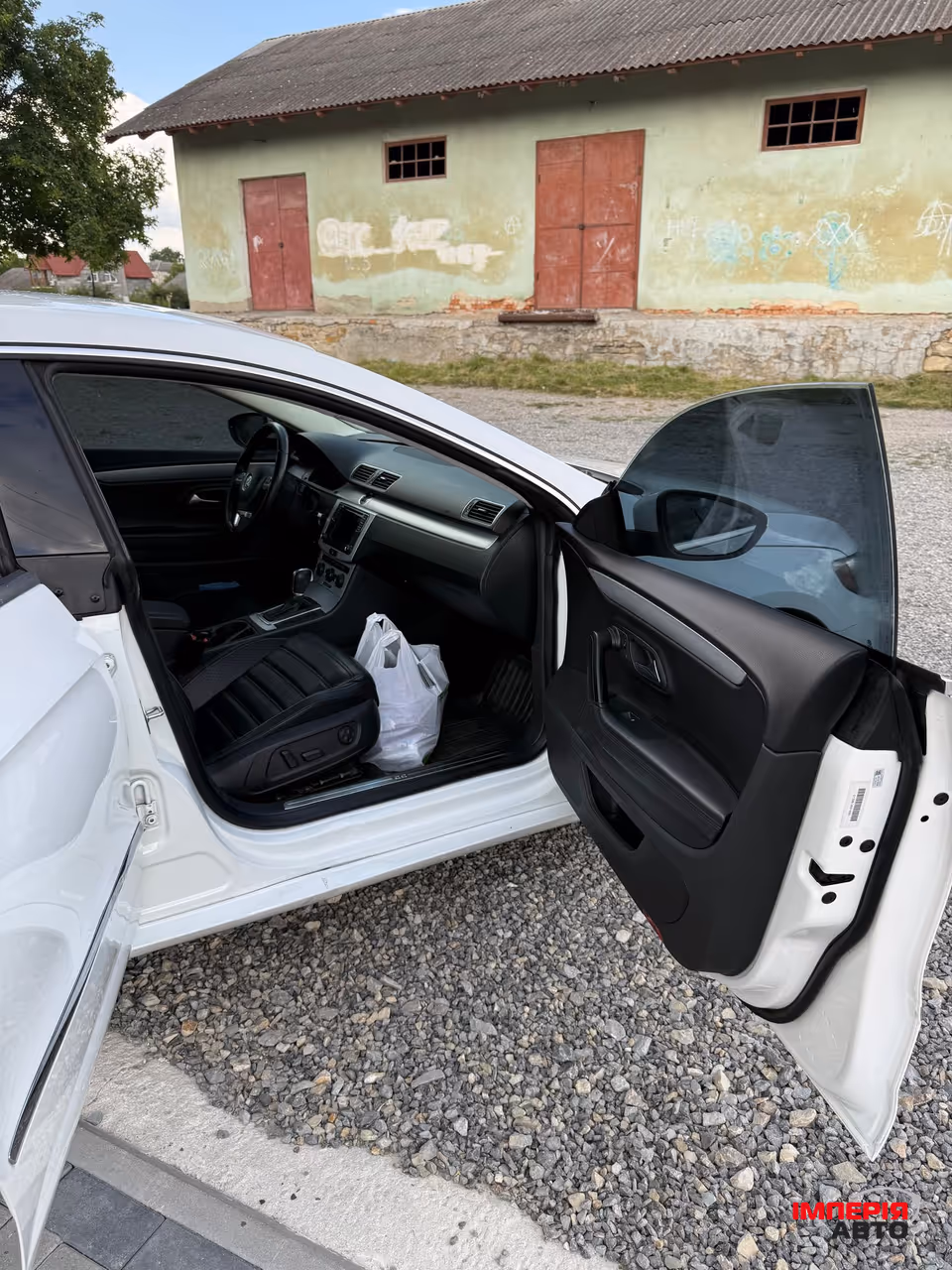 Volkswagen Passat CC - фото 11