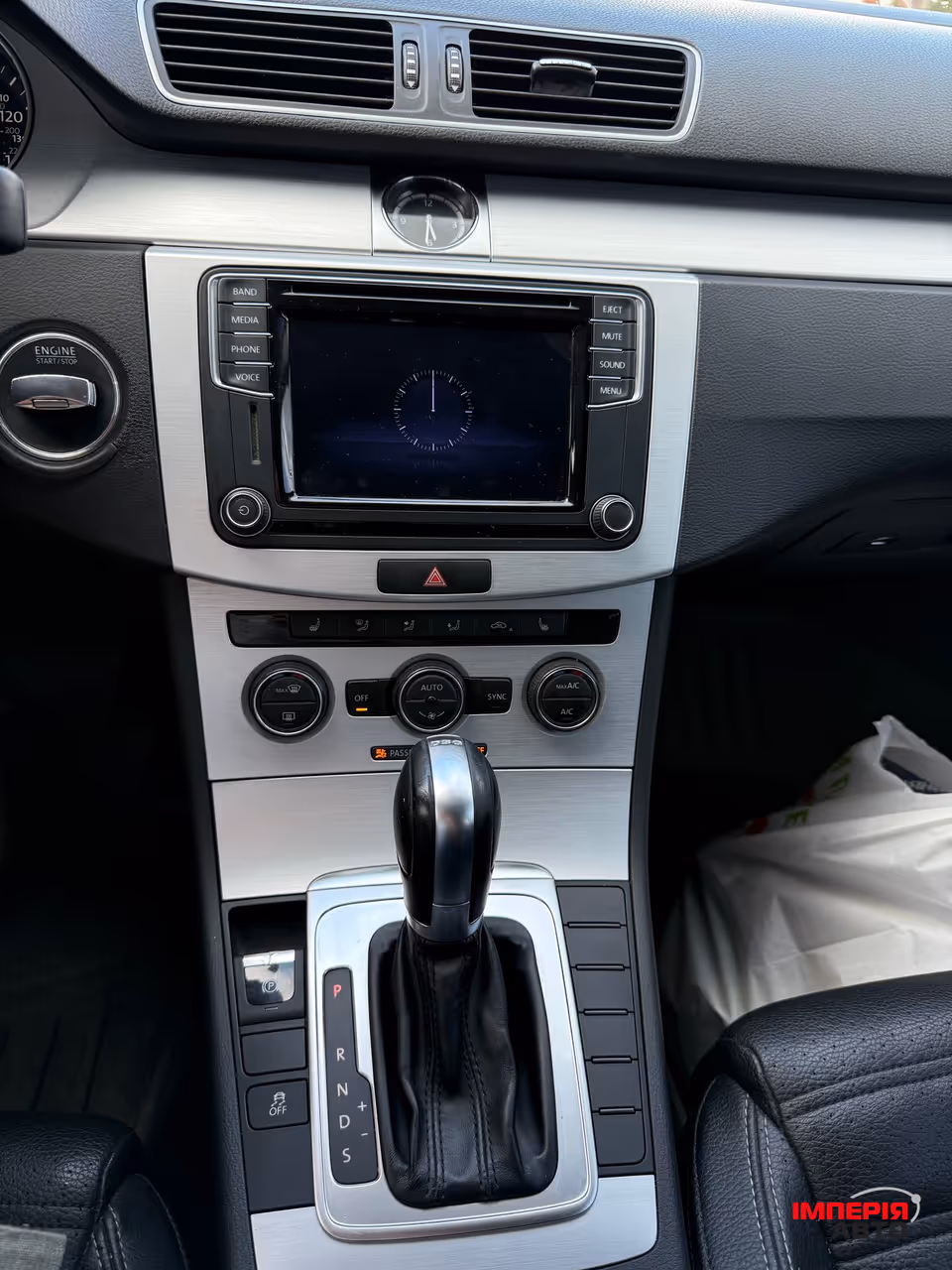 Volkswagen Passat CC - фото 14