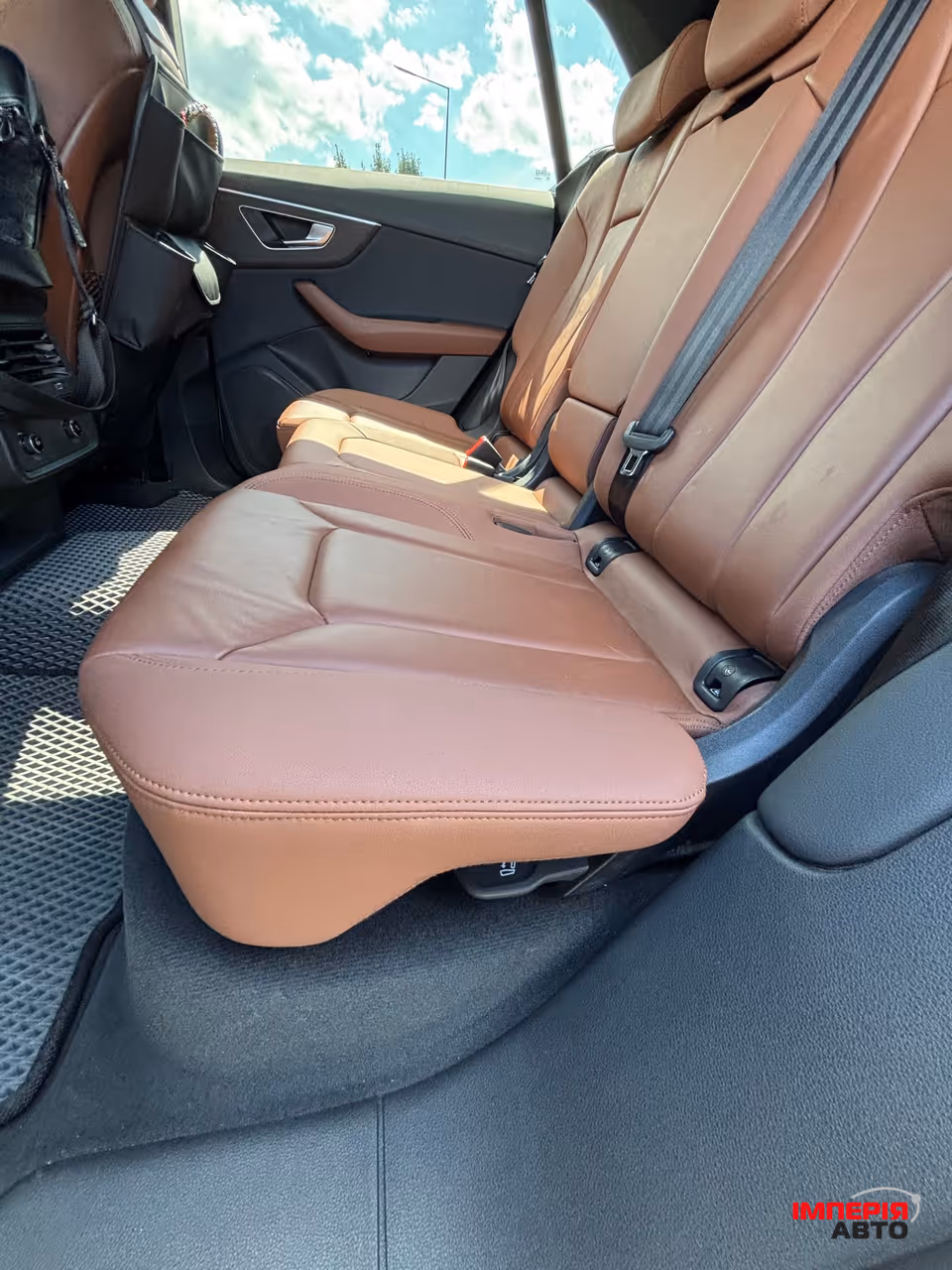 Audi Q8 - фото 16