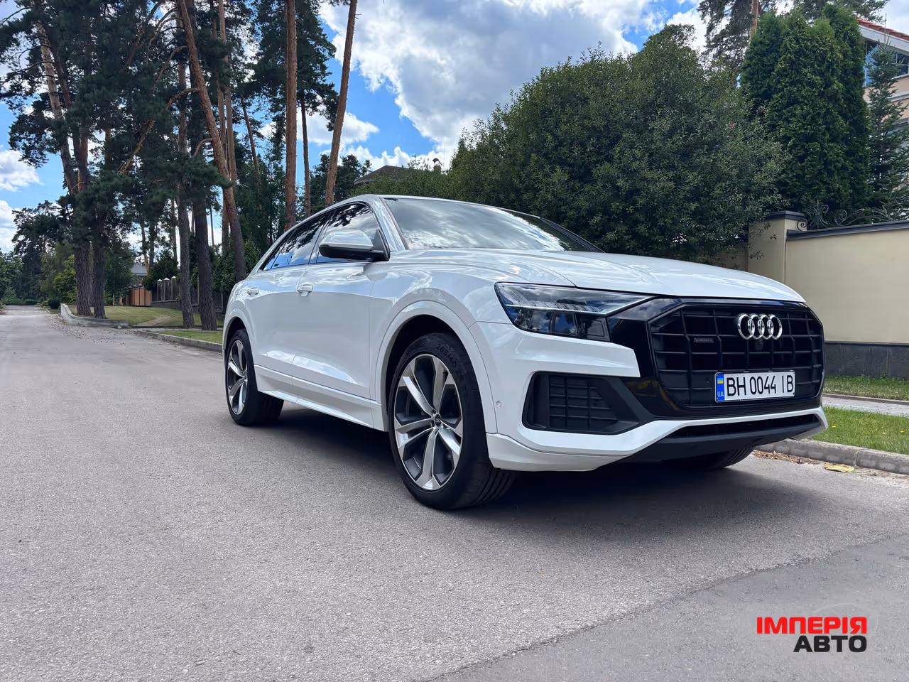 Audi Q8 - фото 8