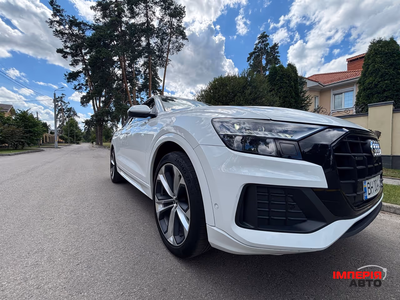 Audi Q8 - фото 3