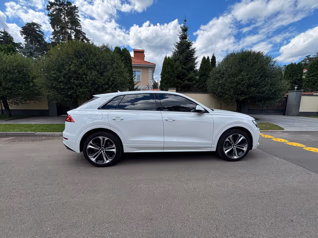 Audi Q8 - зображення 5