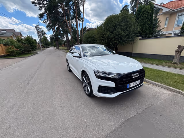 Audi Q8 - зображення 1