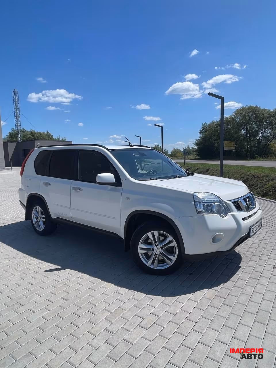 Nissan X-Trail - фото 1