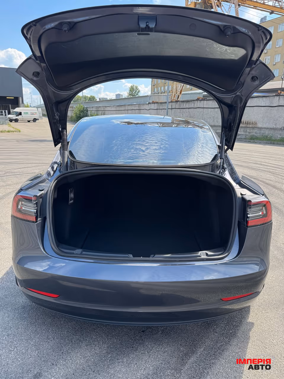 Tesla Model 3 - фото 17