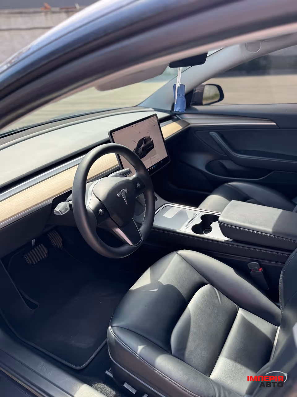Tesla Model 3 - фото 14