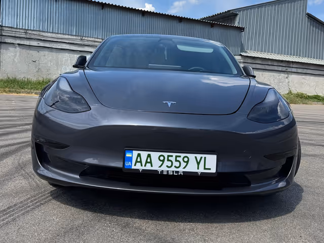 Tesla Model 3 - зображення 3