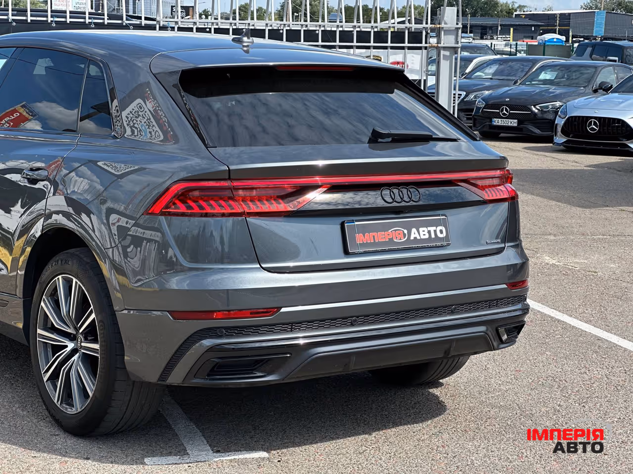 Audi Q8 - фото 7