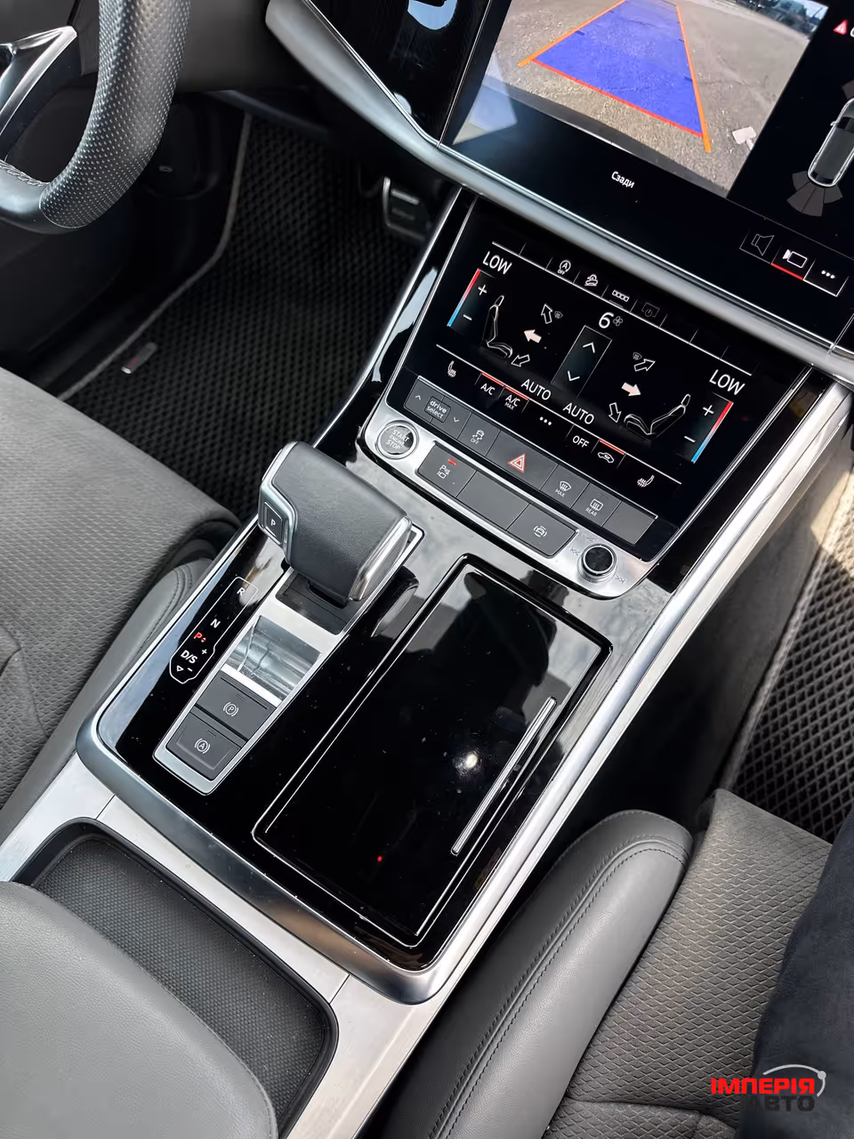 Audi Q8 - фото 25