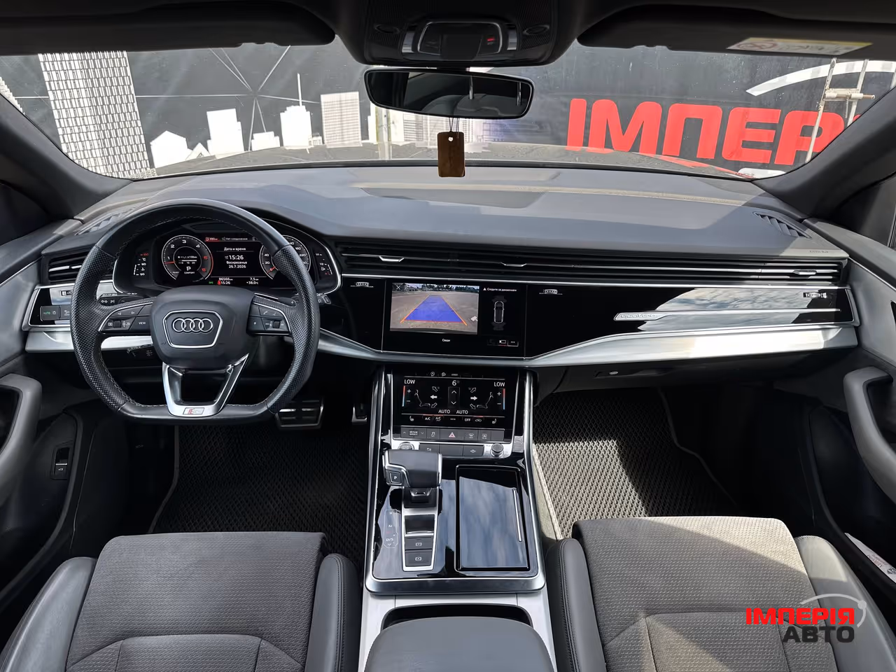 Audi Q8 - фото 15