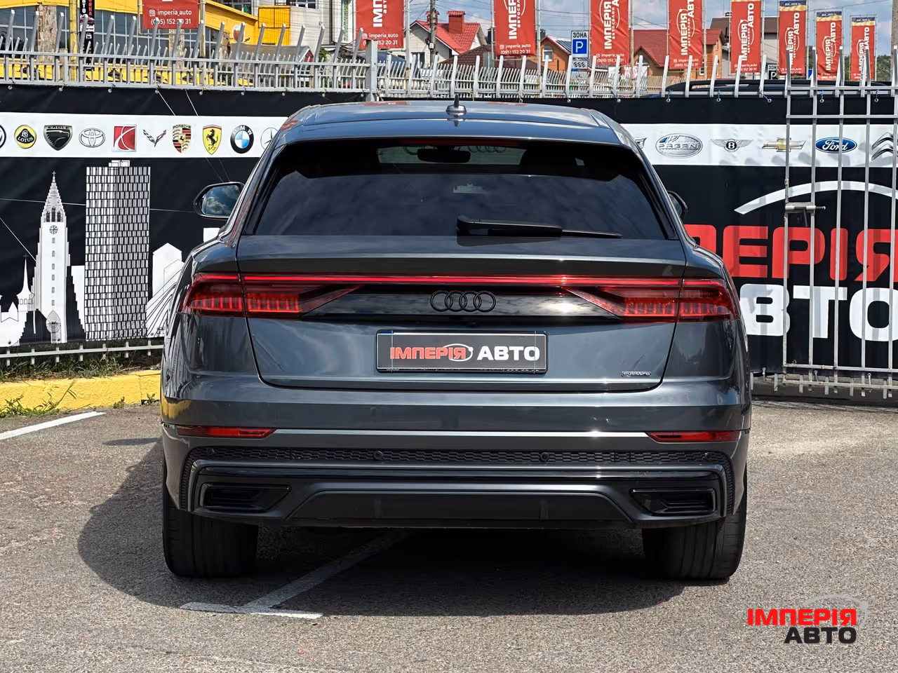 Audi Q8 - фото 8