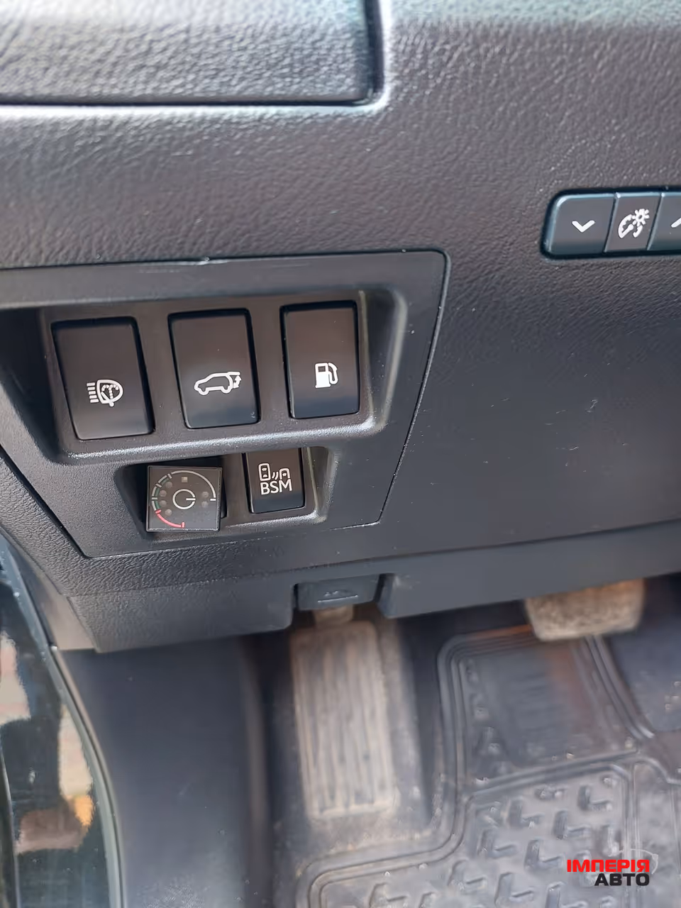 Lexus RX - фото 5