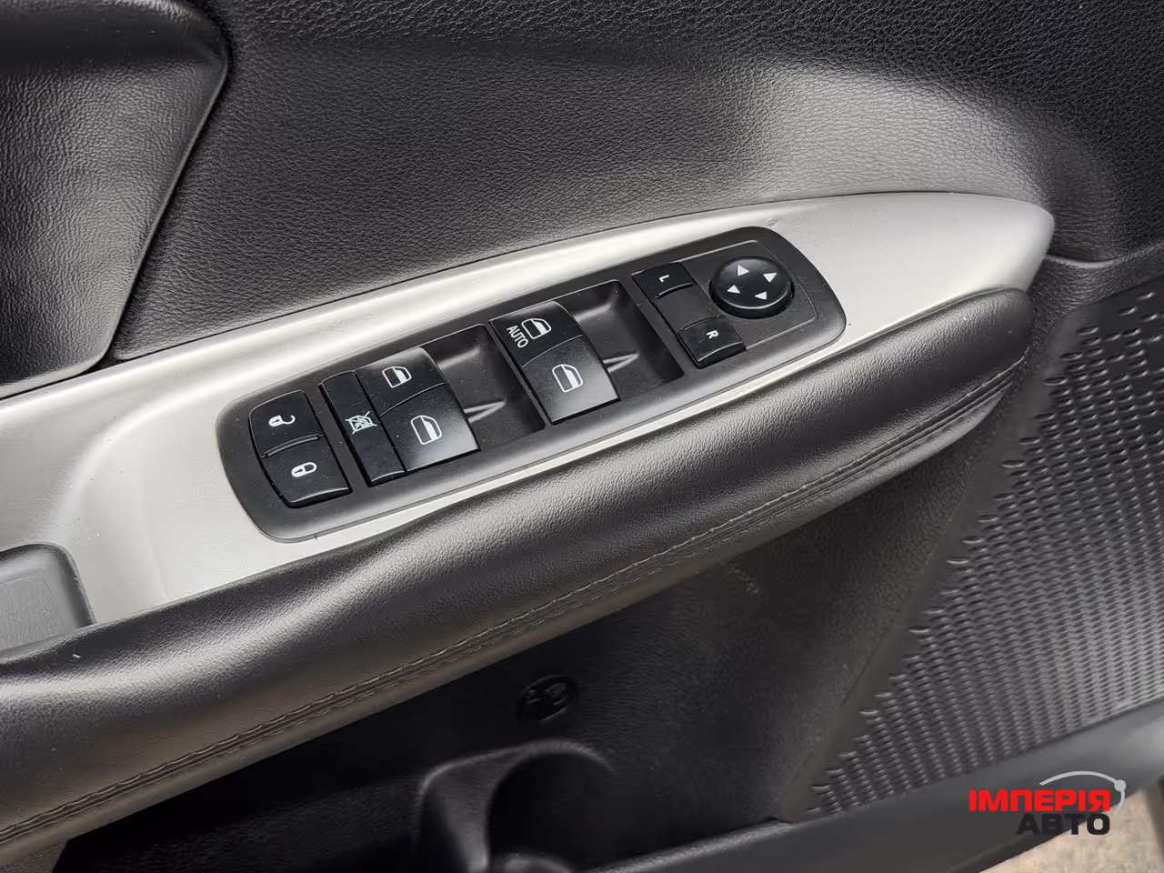 Dodge Journey - фото 36