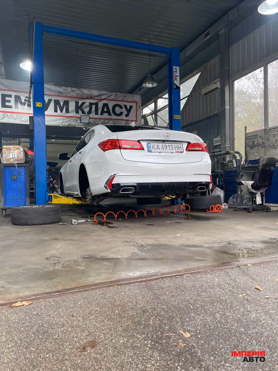 Acura TLX - фото 13
