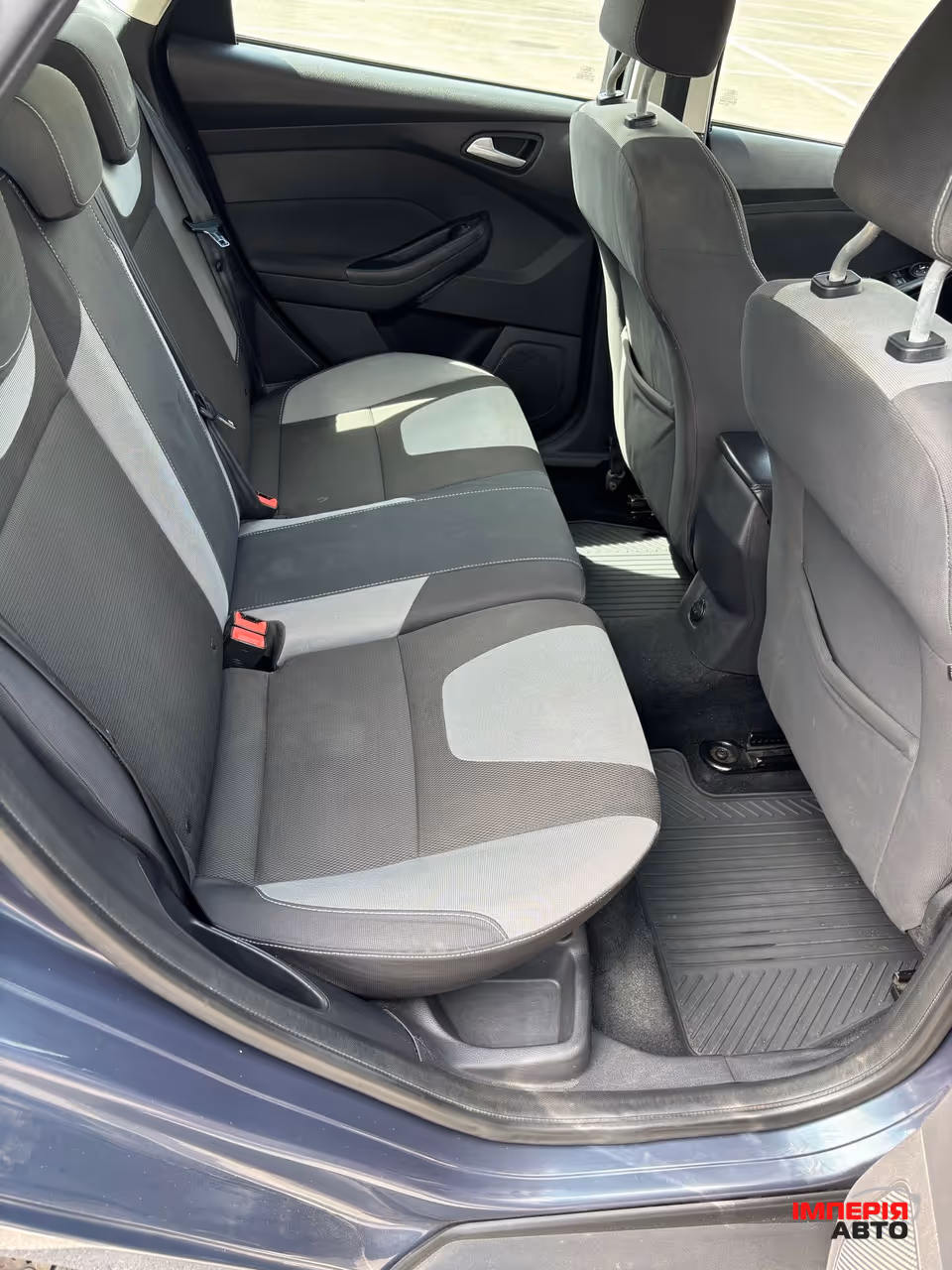 Ford Focus - фото 12