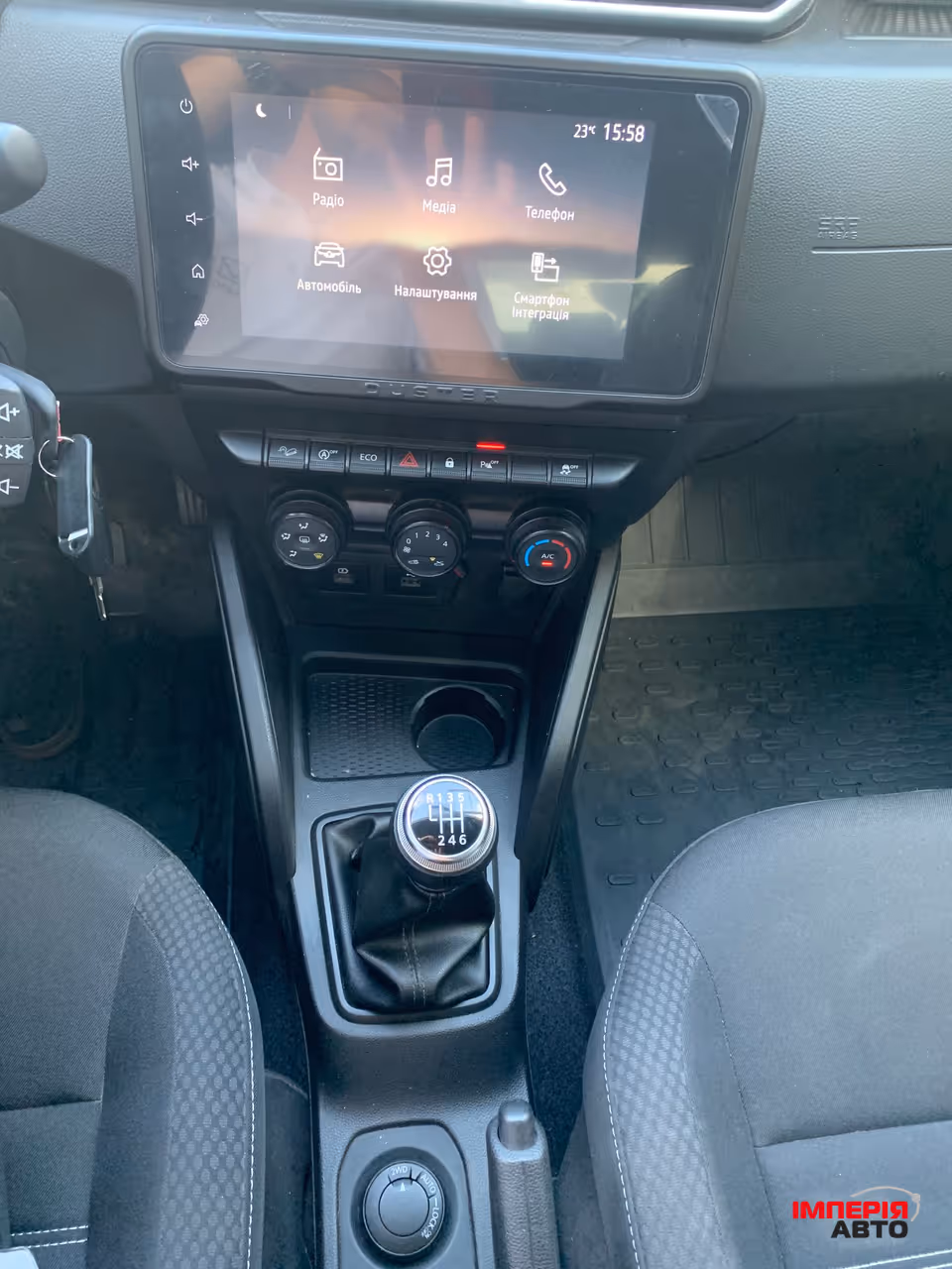 Renault Duster - фото 31
