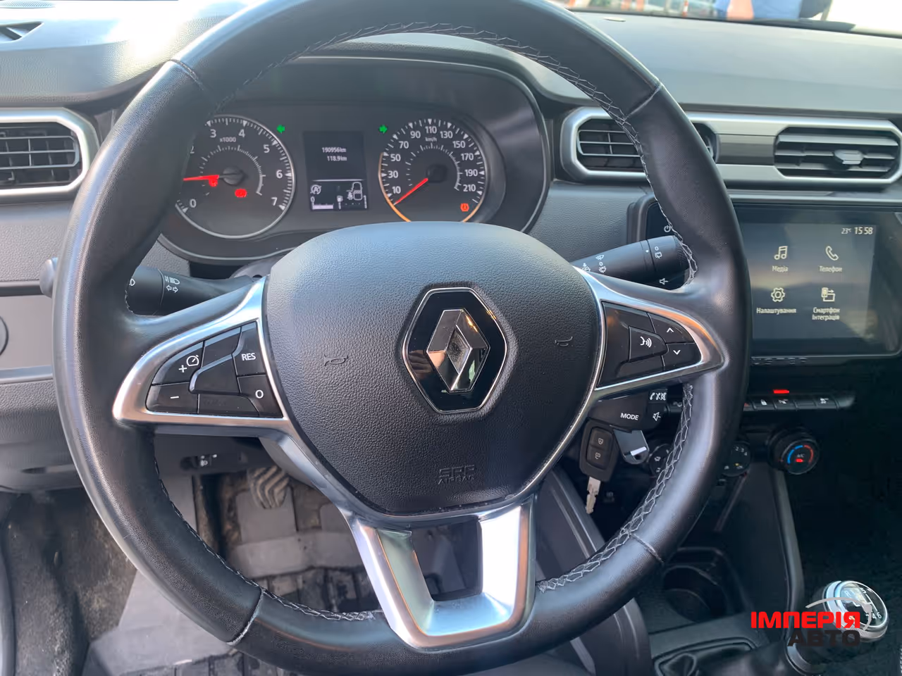 Renault Duster - фото 23