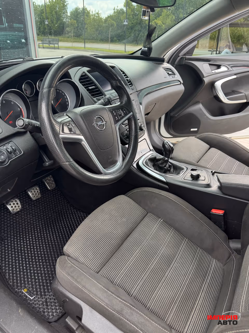 Opel Insignia - фото 10
