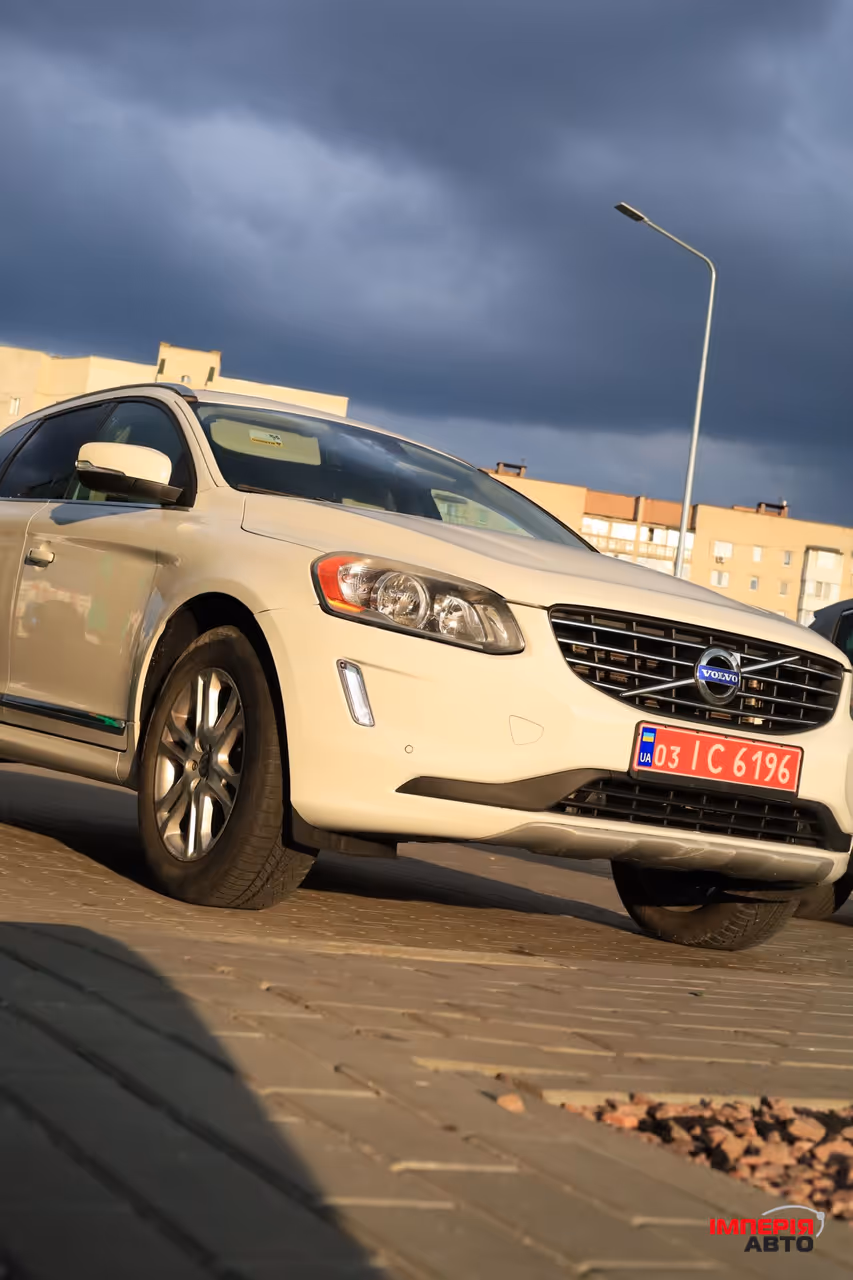 Volvo XC60 - фото 4