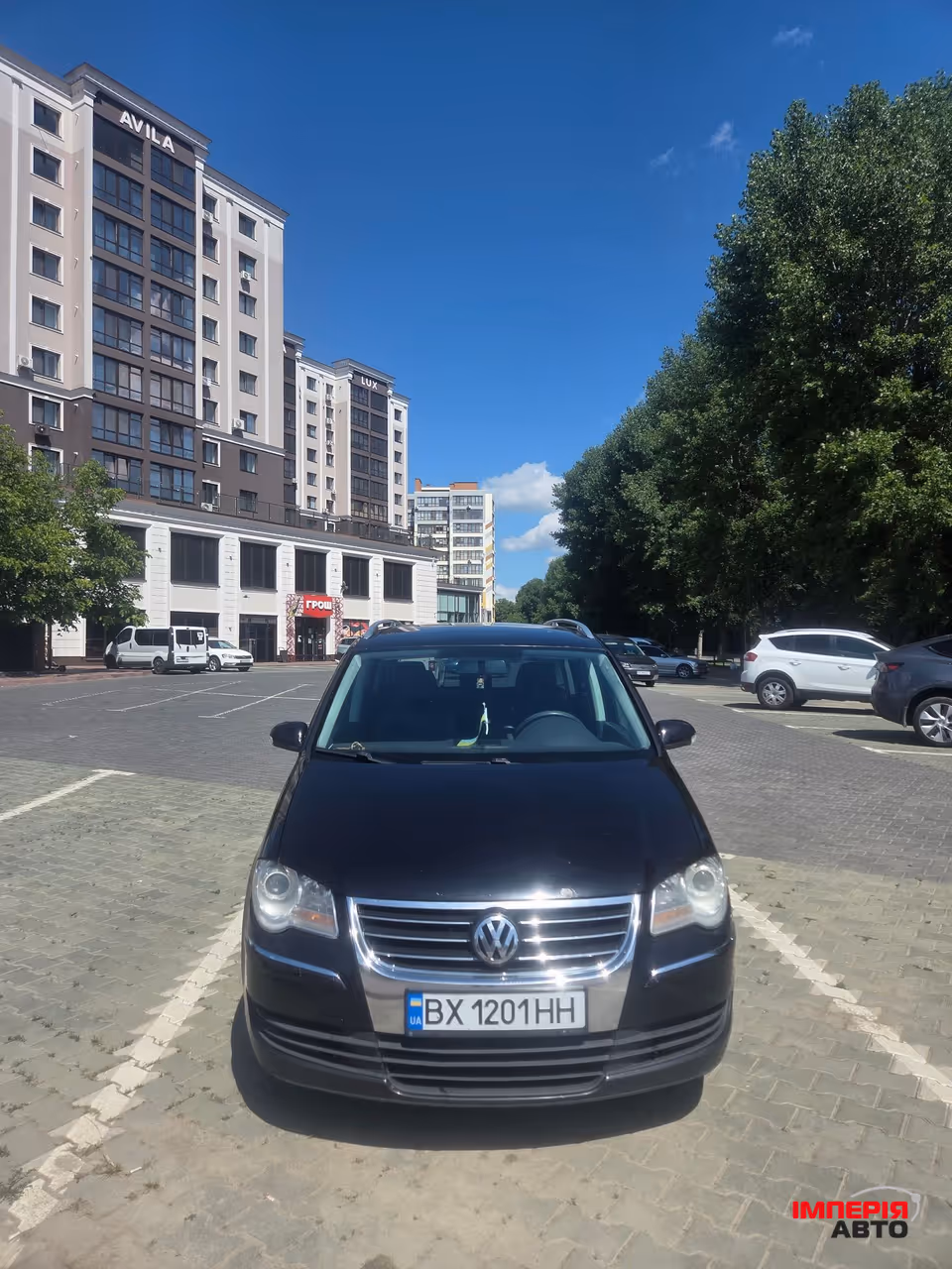 Volkswagen Touran - фото 2
