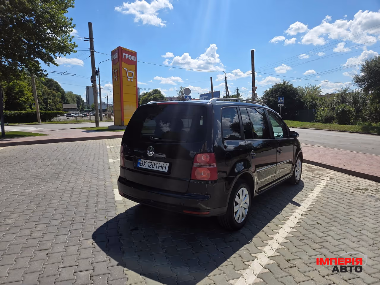 Volkswagen Touran - фото 6